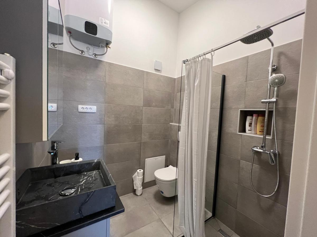 Ljubljana Studios Ngoại thất bức ảnh